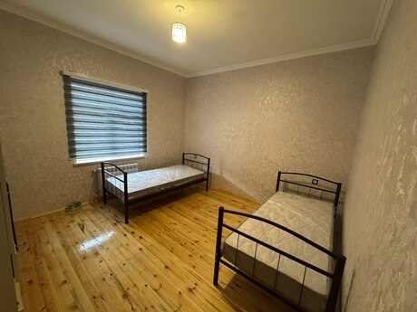 4 otaq · 100 m² · 1/1 mərtəbə, Yeni Yasamal