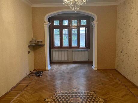 Nərimanovda 4 otaqlı köhnə tikili mənzil kirayə verilir, 90 m², 700 AZN/ay, şəkil 5 / 12