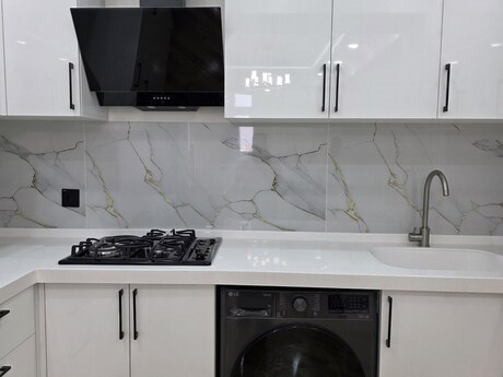 3 otaq · 90 m² · 9/15 mərtəbə, Abşeron