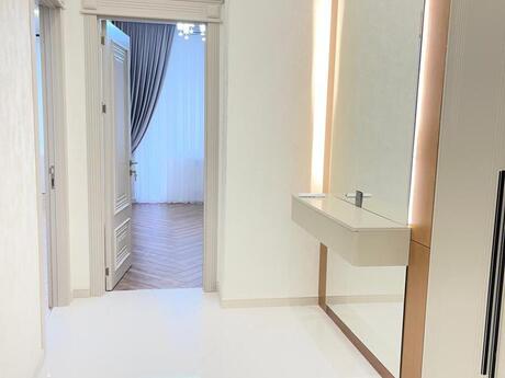 Renessans Palace kompleksində 2 otaqlı yeni tikili mənzil satılır, 68 m², 334 999 AZN, şəkil 4 / 12