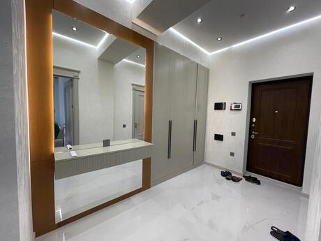 Renessans Palace kompleksində 2 otaqlı yeni tikili mənzil satılır, 68 m², 334 999 AZN, şəkil 3 / 12