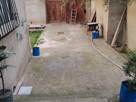 6 otaq · 200 m² · 1/1 mərtəbə, Binə
