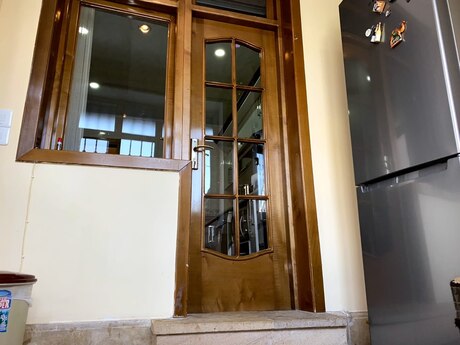 Bakıxanovda 4 otaqlı köhnə tikili mənzil kirayə verilir, 120 m², 850 AZN/ay, şəkil 5 / 12