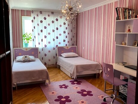 Bakıxanovda 4 otaqlı köhnə tikili mənzil kirayə verilir, 120 m², 850 AZN/ay, şəkil 3 / 12