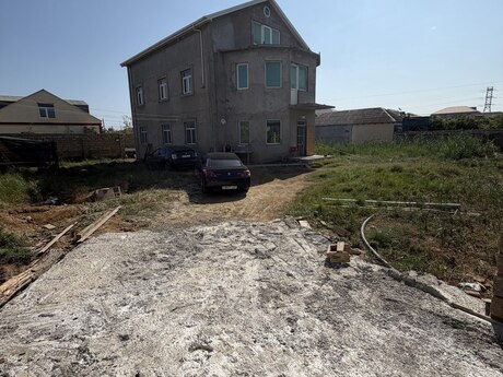 8 otaqlı ev, 450 m², Savalan, 230 000 AZN