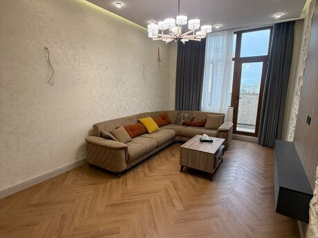 Əhmədlidə 2 otaqlı yeni tikili mənzil satılır, 85 m², 225 000 AZN, şəkil 2 / 12