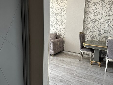 Продаётся 3-комнатная квартира в новостройке, Bakıxanov, 70 м², 220 000 AZN, фото 2 / 11