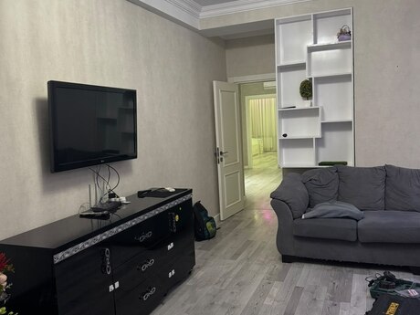 Rich MTK kompleksində 3 otaqlı yeni tikili mənzil kirayə verilir, 140 m², 1 000 AZN/ay, şəkil 3 / 12