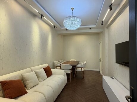 2-room new-build apartment for rent in Renessans Palace, 72 m², 1 500 AZN/mo, photo 2 / 8