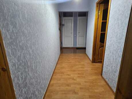 Abşeronda 2 otaqlı köhnə tikili mənzil satılır, 70 m², 115 000 AZN, şəkil 3 / 12