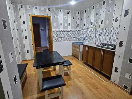 Abşeronda 2 otaqlı köhnə tikili mənzil satılır, 70 m², 115 000 AZN, şəkil 4 / 12