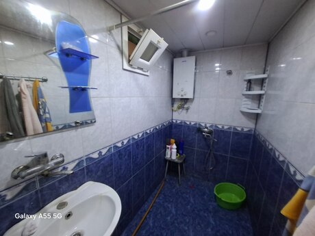 Продаётся 2-комнатная квартира в старом фонде, Hövsan, 52 м², 124 000 AZN, фото 4 / 6