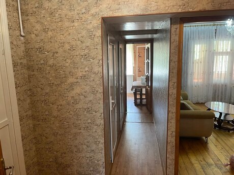 Abşeronda 2 otaqlı köhnə tikili mənzil kirayə verilir, 60 m², 700 AZN/ay, şəkil 5 / 10
