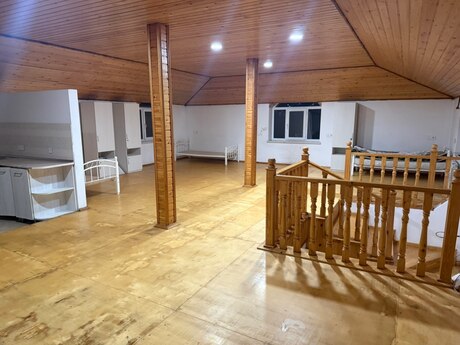 8 otaqlı ev, 250 m², Binəqədi, 1 000 AZN