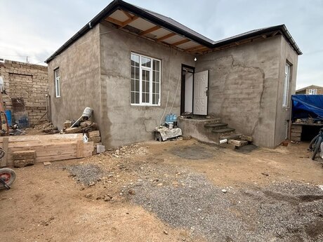 3 otaq · 90 m²