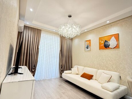 Kristal Abşeron Yeni Yasamal kompleksində 3 otaqlı yeni tikili mənzil satılır, 79 m², 279 000 AZN, şəkil 3 / 12