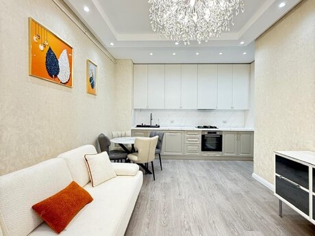 Kristal Abşeron Yeni Yasamal kompleksində 3 otaqlı yeni tikili mənzil satılır, 79 m², 279 000 AZN, şəkil 2 / 12