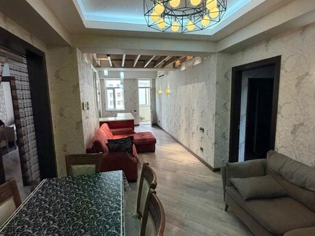 Abşeronda 4 otaqlı köhnə tikili mənzil satılır, 125 m², 200 000 AZN, şəkil 3 / 12