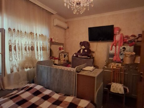 İnşaatçılarda 3 otaqlı həyət evi satılır, 65 m², 92 000 AZN, şəkil 2 / 12