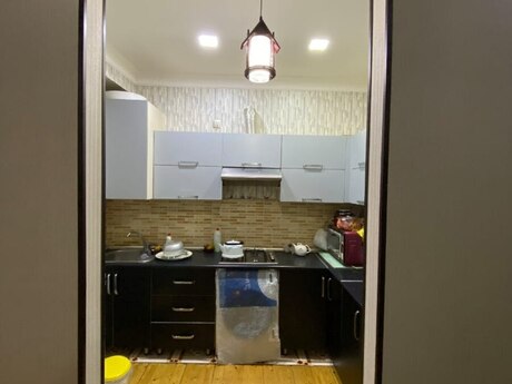 Bakıxanovda 3 otaqlı yeni tikili mənzil kirayə verilir, 90 m², 600 AZN/ay, şəkil 3 / 12