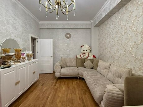Abşeronda 2 otaqlı yeni tikili mənzil satılır, 62 m², 133 000 AZN, şəkil 2 / 8