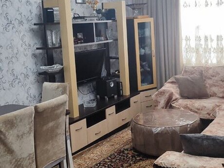 Продаётся 3-комнатная квартира в старом фонде, Yeni Günəşli, 75 м², 172 000 AZN, фото 2 / 12