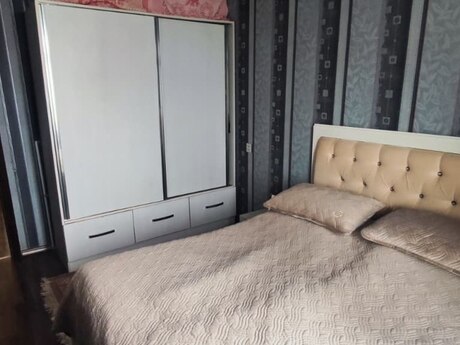 Продаётся 3-комнатная квартира в старом фонде, Yeni Günəşli, 75 м², 172 000 AZN, фото 4 / 12