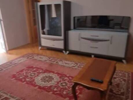 Сдаётся 3-комнатная квартира в старом фонде, Sahil, 80 м², 1 200 AZN/мес, фото 4 / 12