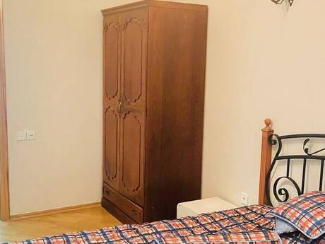 Сдаётся 3-комнатная квартира в старом фонде, Sahil, 80 м², 1 200 AZN/мес, фото 5 / 12