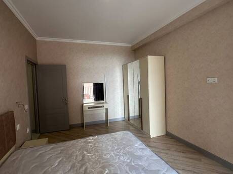 West Town kompleksində 2 otaqlı yeni tikili mənzil kirayə verilir, 90 m², 799 AZN/ay, şəkil 4 / 12