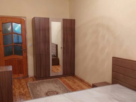 İnşaatçılarda 2 otaqlı köhnə tikili mənzil kirayə verilir, 70 m², 600 AZN/ay, şəkil 3 / 12