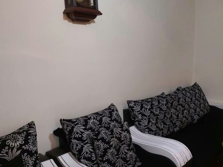 İnşaatçılarda 2 otaqlı köhnə tikili mənzil kirayə verilir, 70 m², 600 AZN/ay, şəkil 5 / 12