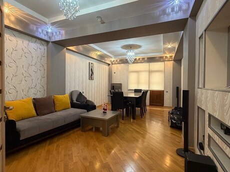 4-room new-build apartment for sale in Qurtuluş 93 residence, 120 m², 170 000 AZN, photo 2 / 12