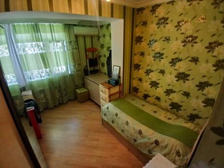 Neftçilərdə 2 otaqlı köhnə tikili mənzil satılır, 40 m², 135 000 AZN, şəkil 5 / 8