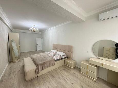 3 otaq · 151 m² · 15/17 mərtəbə, Təbriz küçəsi