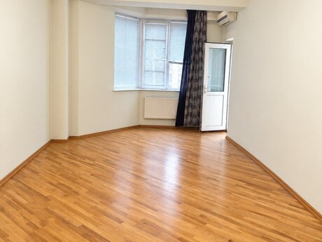 3 otaq · 100 m²