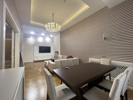 Sahildə 3 otaqlı yeni tikili mənzil kirayə verilir, 140 m², 4 000 AZN/ay, şəkil 4 / 12