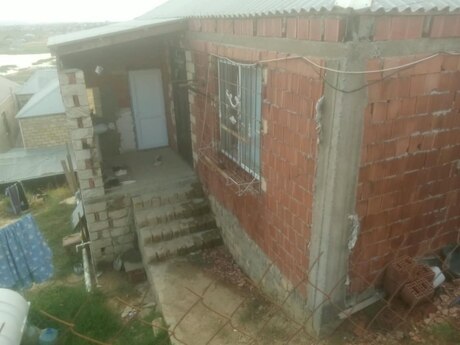 4 otaq · 100 m²