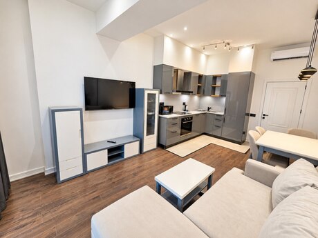 2-room new-build apartment for rent in 28 May, 60 m², 1 700 AZN/mo, photo 2 / 12