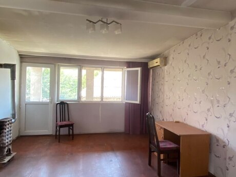 2 otaqlı mənzil, 45 m², Bakıxanov, 350 AZN
