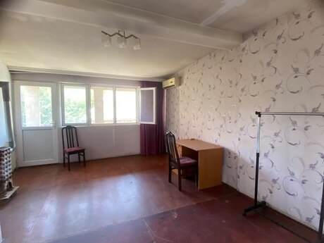 Bakıxanovda 2 otaqlı köhnə tikili mənzil kirayə verilir, 45 m², 350 AZN/ay, şəkil 5 / 12