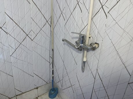 Qaraçuxurda 3 otaqlı həyət evi kirayə verilir, 100 m², 5 AZN/ay, şəkil 2 / 12
