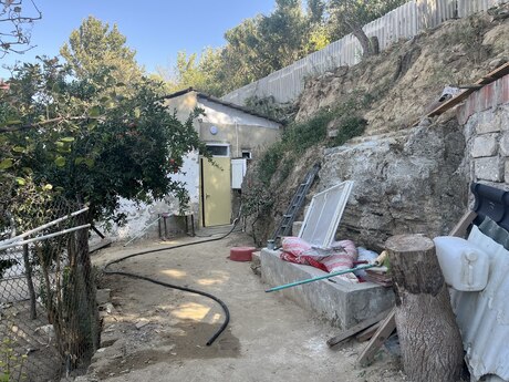 Qaraçuxurda 3 otaqlı həyət evi kirayə verilir, 100 m², 5 AZN/ay, şəkil 4 / 12
