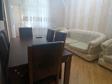 20 Yanvarda 2 otaqlı köhnə tikili mənzil kirayə verilir, 65 m², 600 AZN/ay, şəkil 3 / 11
