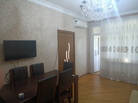 20 Yanvarda 2 otaqlı köhnə tikili mənzil kirayə verilir, 65 m², 600 AZN/ay, şəkil 2 / 11