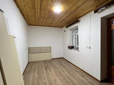 8 otaq · 311 m²