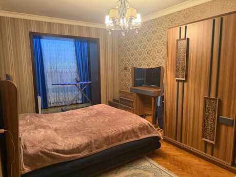 Azadlıq Prospektidə 3 otaqlı köhnə tikili mənzil satılır, 90 m², 225 000 AZN, şəkil 4 / 12