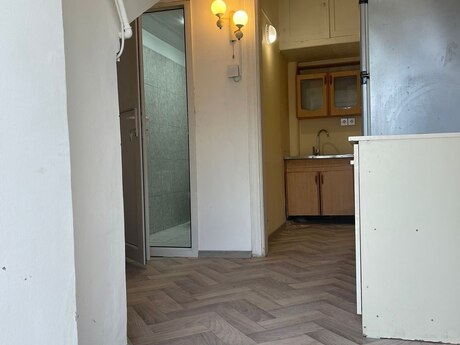 28 Mayda 1 otaqlı yeni tikili mənzil kirayə verilir, 50 m², 600 AZN/ay, şəkil 4 / 5