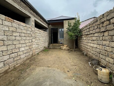 3 otaq · 80 m²
