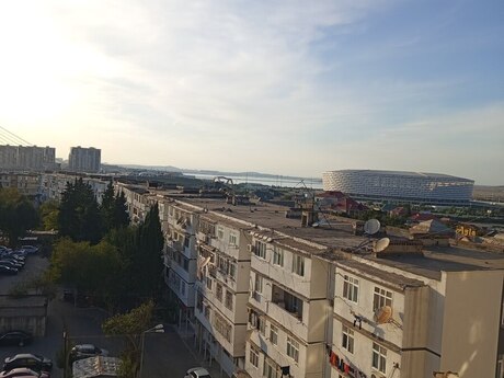 Qara Qarayevdə 2 otaqlı köhnə tikili mənzil kirayə verilir, 52 m², 500 AZN/ay, şəkil 2 / 12